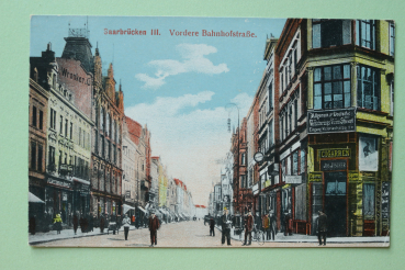 Postcard PC Saarbruecken II 1910-1920 Bahnhofstreet shops Town architecture Saarland